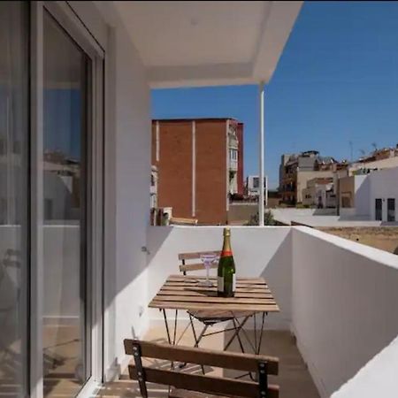 Apartment Close To The Beach Sant Adrià de Besòs Extérieur photo